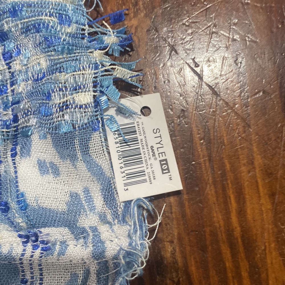Infinity scarf NWT - Picture 3 of 5